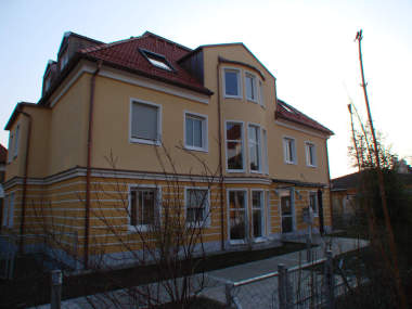 rath4_haus2_front1_380